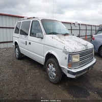 1990 Plymouth Voyager Se