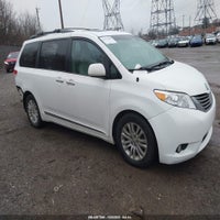 2013 Toyota Sienna Xle V6 8 Passenger