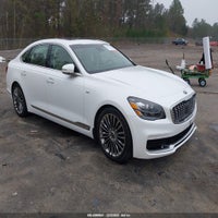 2019 Kia K900 Luxury
