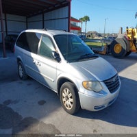 2005 Chrysler Town & Country Touring