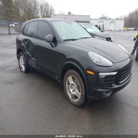 2017 Porsche Cayenne Platinum Edition
