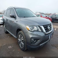 2018 Nissan Pathfinder Sv