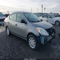 2014 Nissan Versa 1.6 S+
