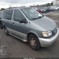 2000 Toyota Sienna Xle