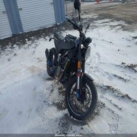 2022 Husqvarna Vitpilen 401/Svartpilen 401