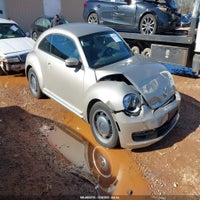 2013 Volkswagen Beetle 2.5L/2.5L Fender Edition