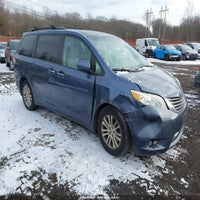 2013 Toyota Sienna Xle V6 8 Passenger