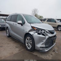 2021 Toyota Sienna Platinum