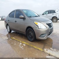 2016 Nissan Versa 1.6 S+
