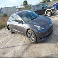 2018 Tesla Model 3 Long Range/Performance