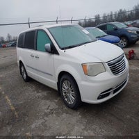 2012 Chrysler Town & Country Limited