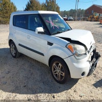 2010 Kia Soul +