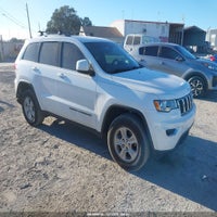 2017 Jeep Grand Cherokee Laredo 4X2