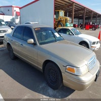 2000 Ford Crown Victoria