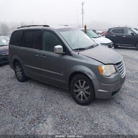 2009 Chrysler Town & Country Touring