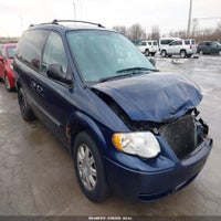 2005 Chrysler Town & Country Touring