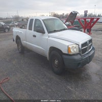 2005 Dodge Dakota St