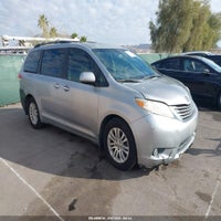 2012 Toyota Sienna Xle V6 8 Passenger