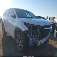 2015 Toyota Highlander Le Plus V6