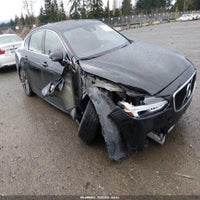 2020 Volvo S90 T6 Momentum