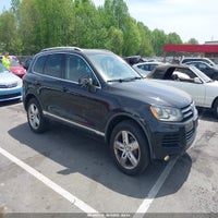 2014 Volkswagen Touareg 3.6L Lux