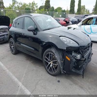 2025 Porsche Macan T