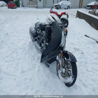 2013 Victory Motorcycles Cross Country Tour