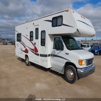 2004 Ford E-450 Cutaway Standard