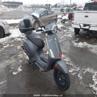 2022 Vespa Primavera/Sprint 50
