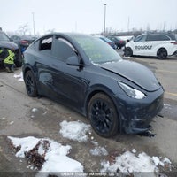 2024 Tesla Model Y Long Range/Rwd