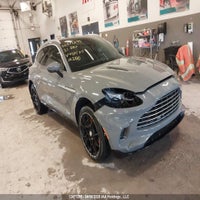 2021 Aston Martin Dbx