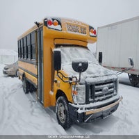 2018 Ford Econoline E450 Super Duty Cutwy Van