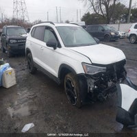 2025 Volkswagen Taos Se Black