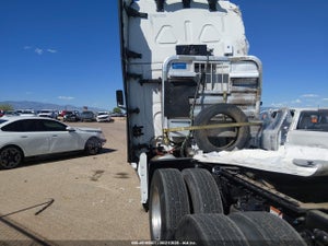 2025 FREIGHTLINER NEW CASCADIA 126