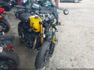 2026 TRIUMPH MOTORCYCLE SCRAMBLER 400 XC