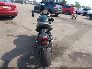 2026 SUZUKI GSX800 TT