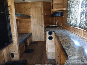 2018 ICE CASTLE FISH HOUSE