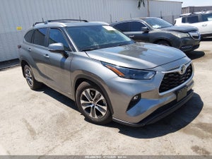 2026 TOYOTA HIGHLANDER HYBRID XLE