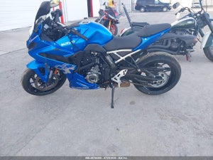 2026 SUZUKI GSX800 F