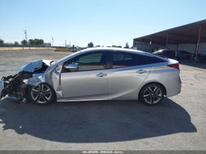 2022 TOYOTA PRIUS XLE
