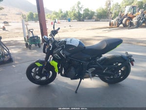 2024 TRIUMPH MOTORCYCLE TRIDENT 660