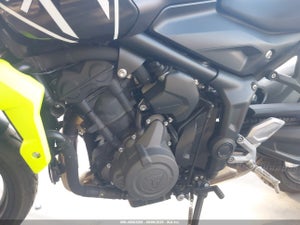 2024 TRIUMPH MOTORCYCLE TRIDENT 660