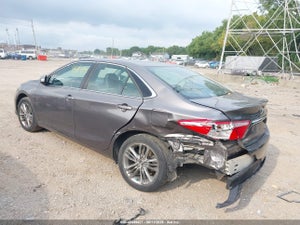 2016 TOYOTA CAMRY SE