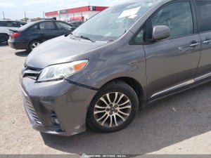 2019 TOYOTA SIENNA XLE 8 PASSENGER