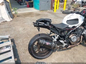 2016 HONDA CBR500 R