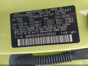 2025 HYUNDAI KONA SE