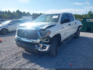 2018 TOYOTA TUNDRA SR5 5.7L V8