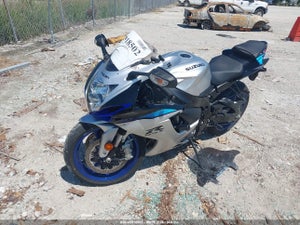 2026 SUZUKI GSX-R600