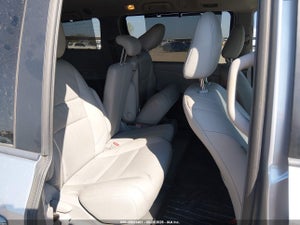 2017 TOYOTA SIENNA XLE 8 PASSENGER