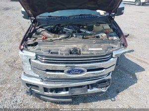 2017 FORD F-350 LARIAT